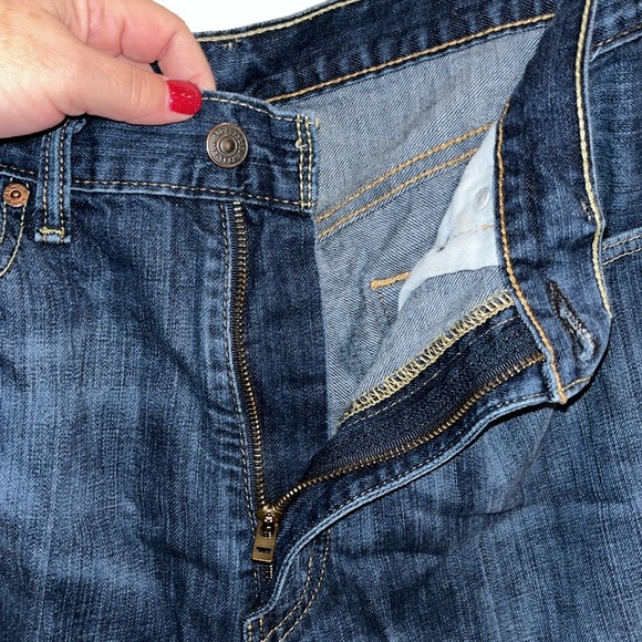 EUC—Men’s 505 Levi’s 36x29–Super Soft—Zip Fly - Picture 5 of 10